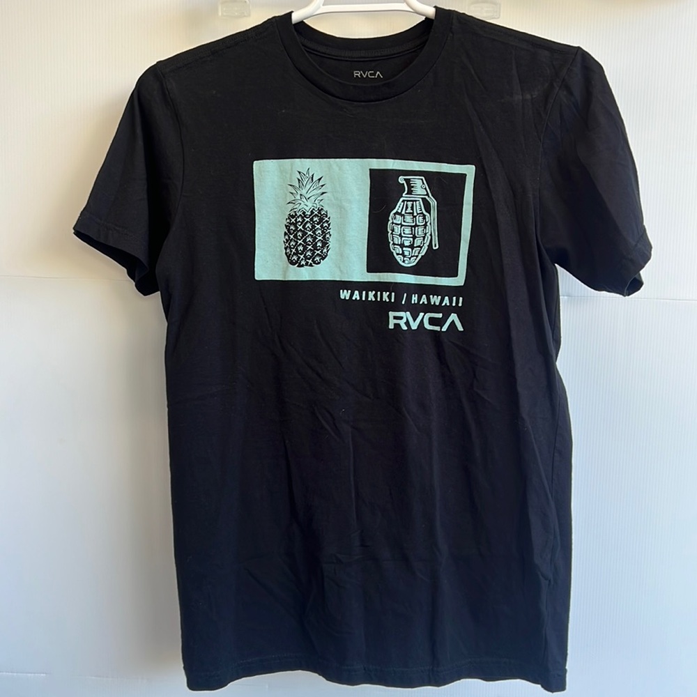 RVCA WAIKIKI HAWAII SHIRT PINEAPPLE GRENADE VA SIZE S